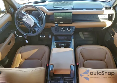 2023 Land Rover Defender 110 z USA, uszkodzony, nr VIN SALEWEEE8P2215106